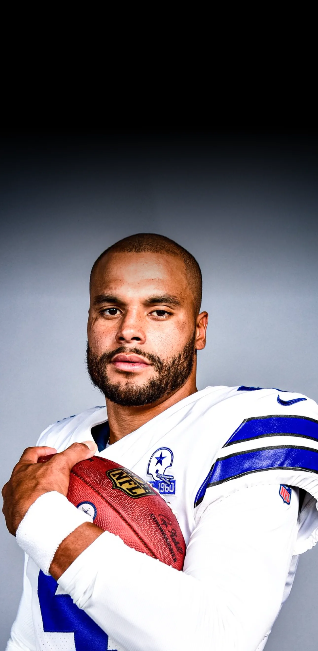 DALLAS COWBOYS star player in uniform
