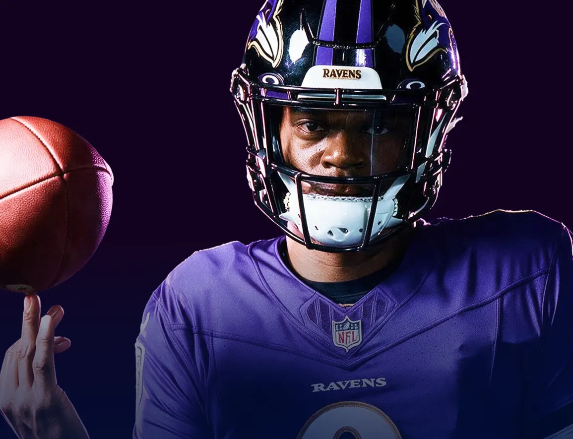 BALTIMORE RAVENS player in helmet