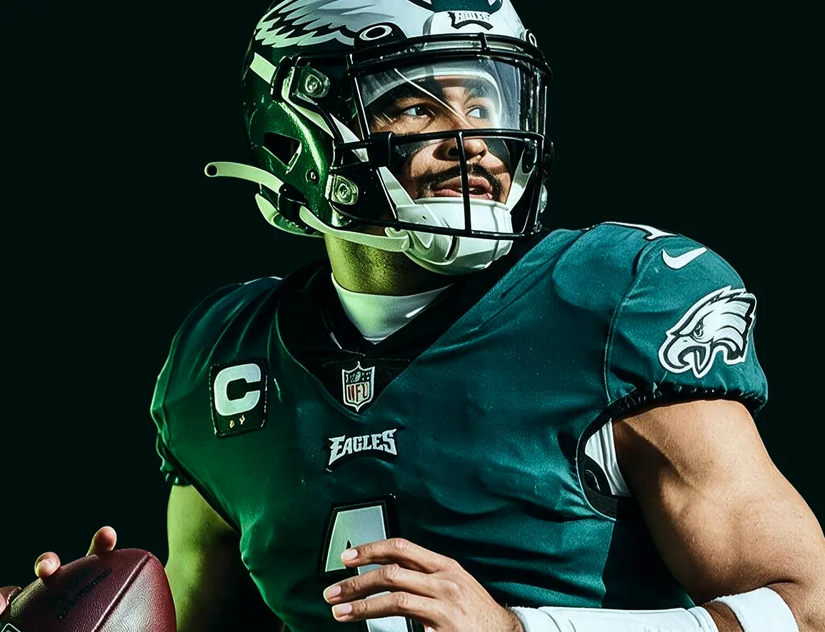 PHILADELPHIA EAGLES player in helmet