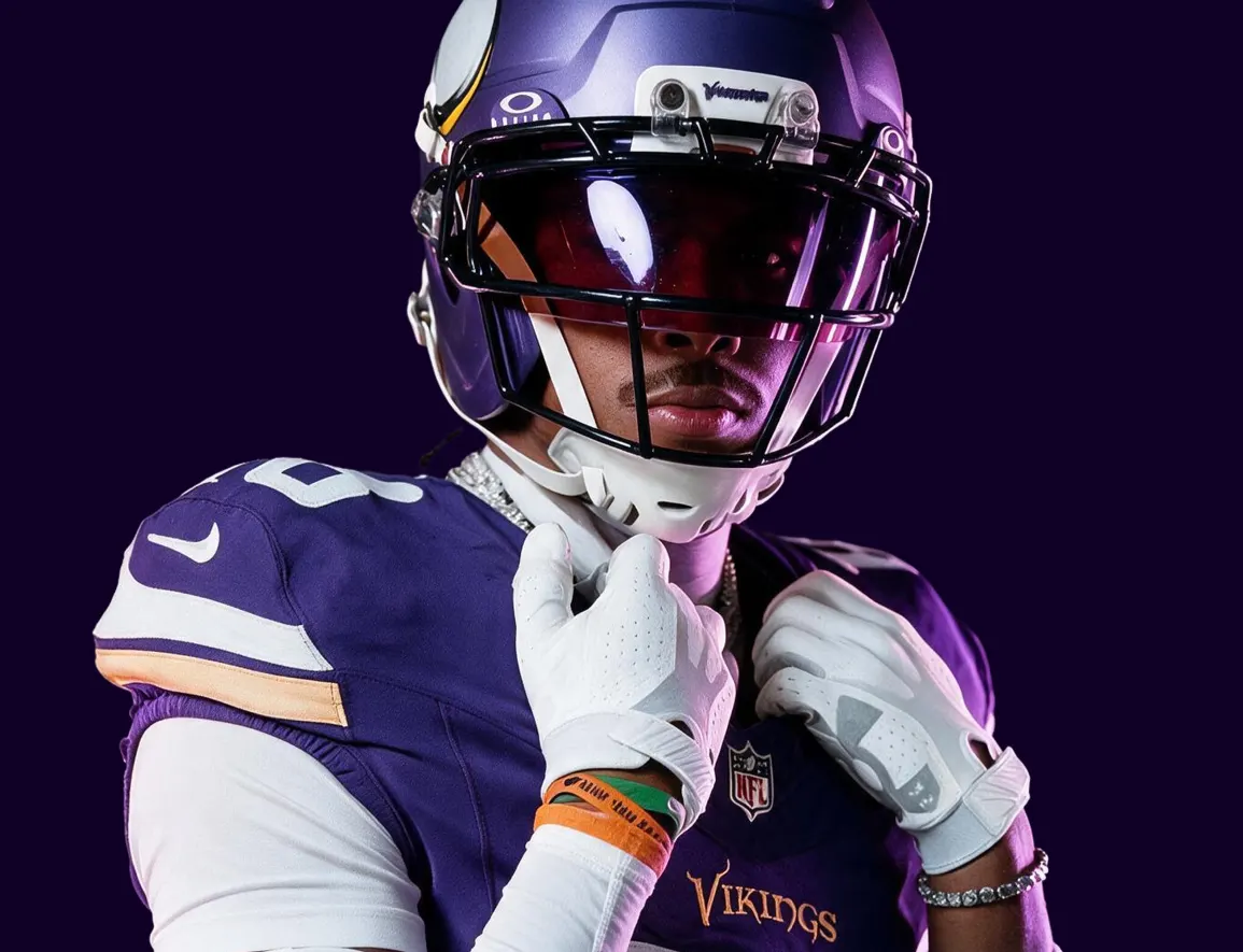 MINNESOTA VIKINGS player portrait